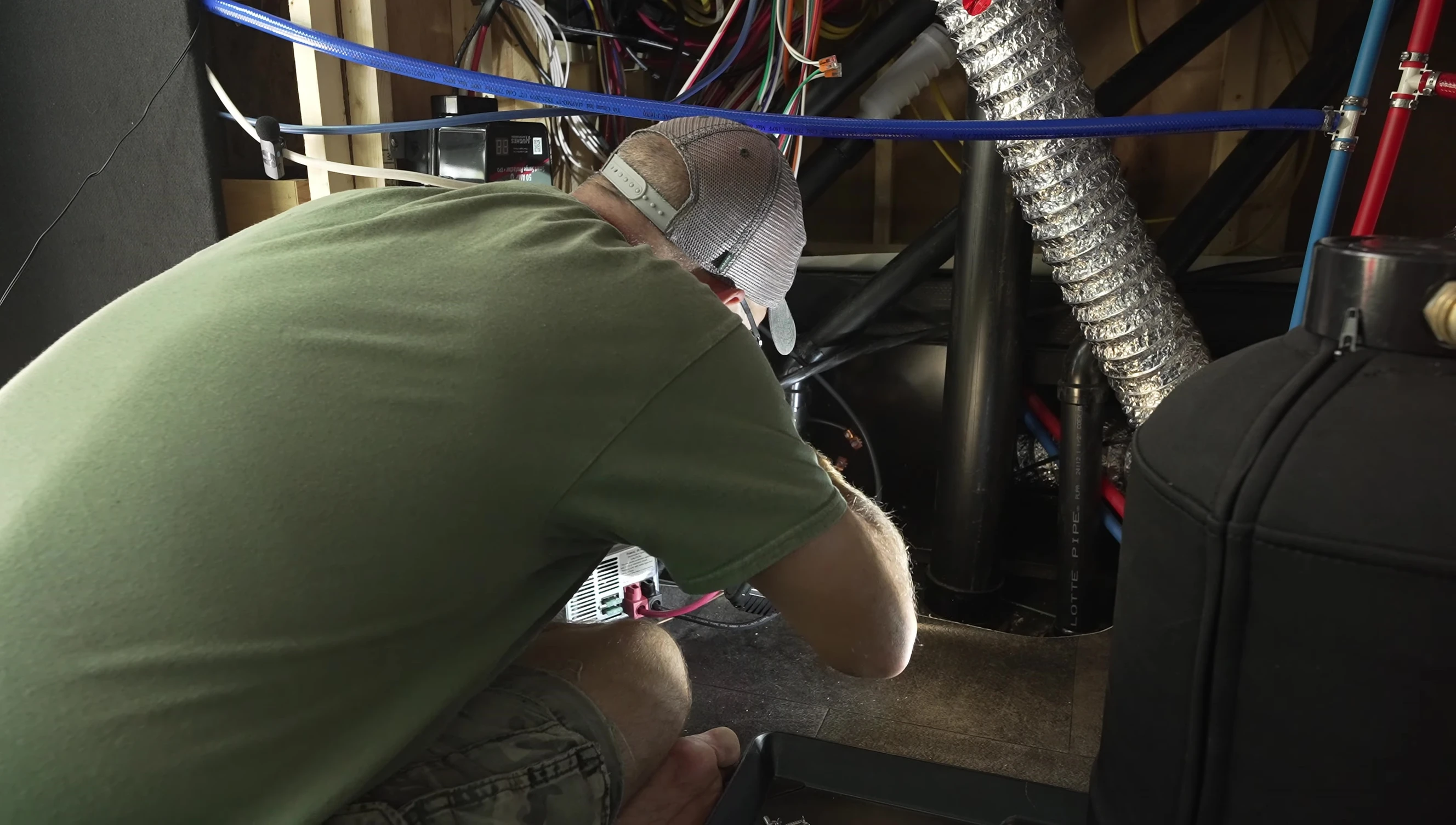 Screenshot showing the power being turned back on.