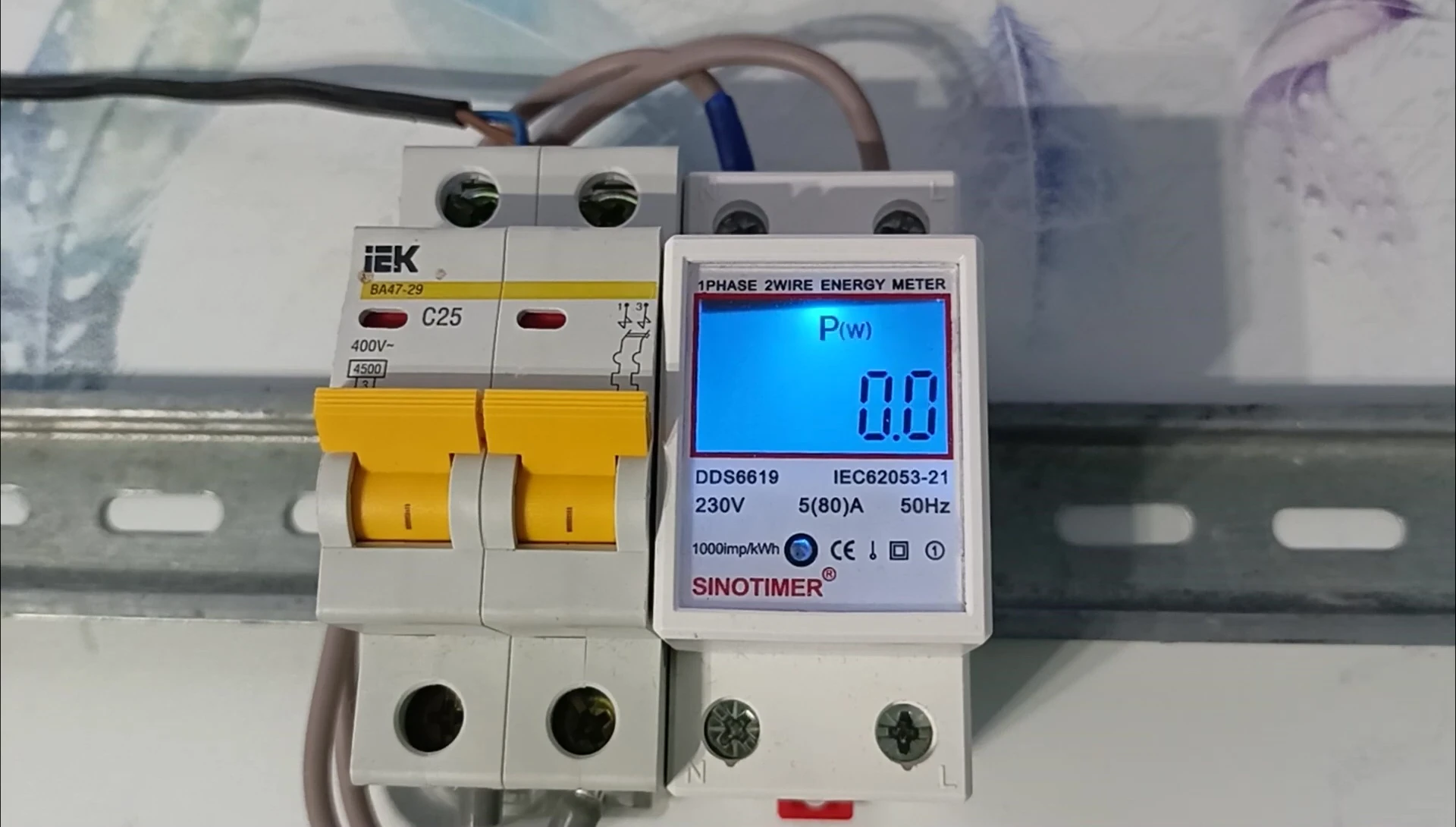 Example use case: monitoring energy usage in a garage.
