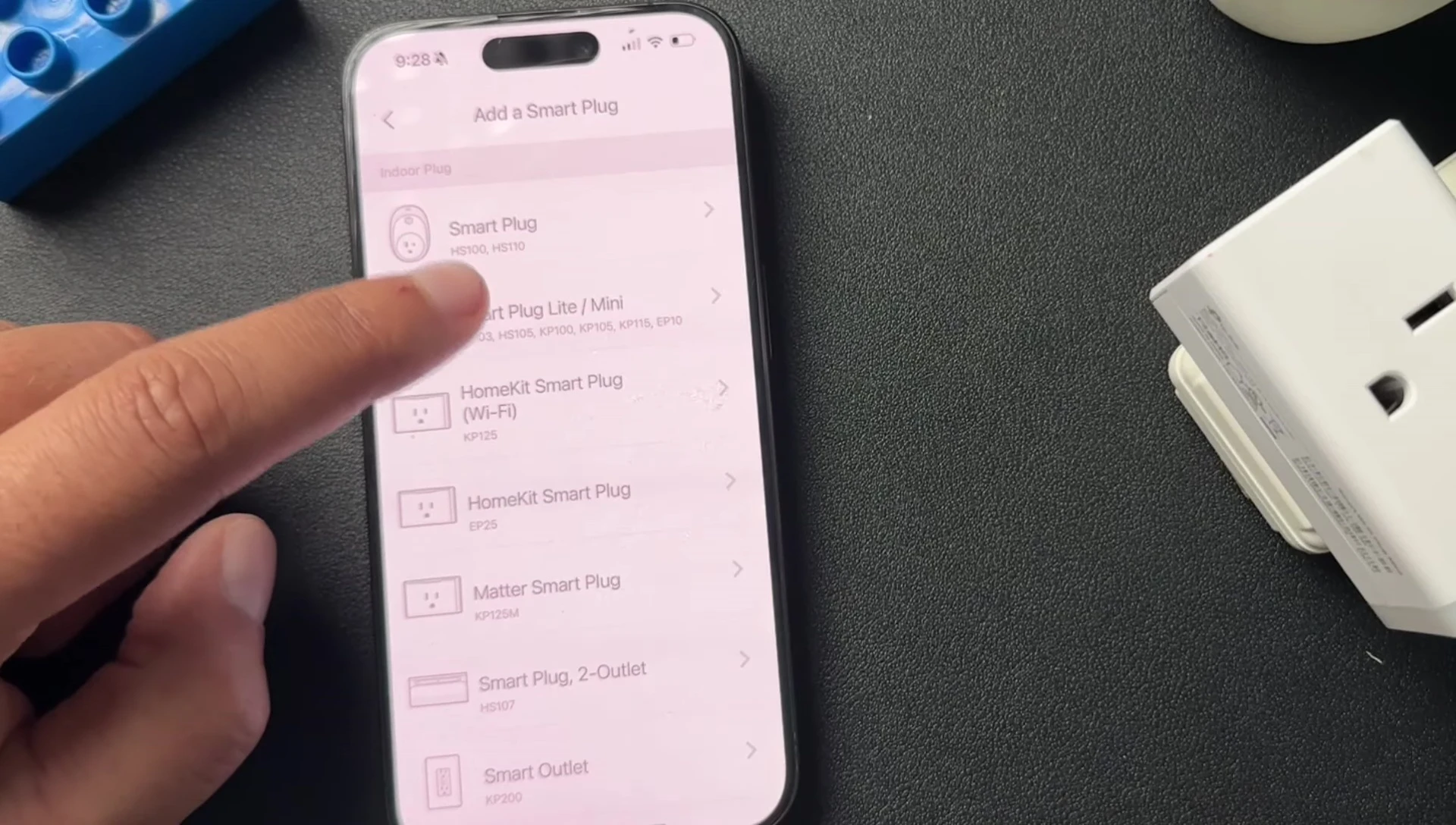 Selecting the correct smart plug model in the app