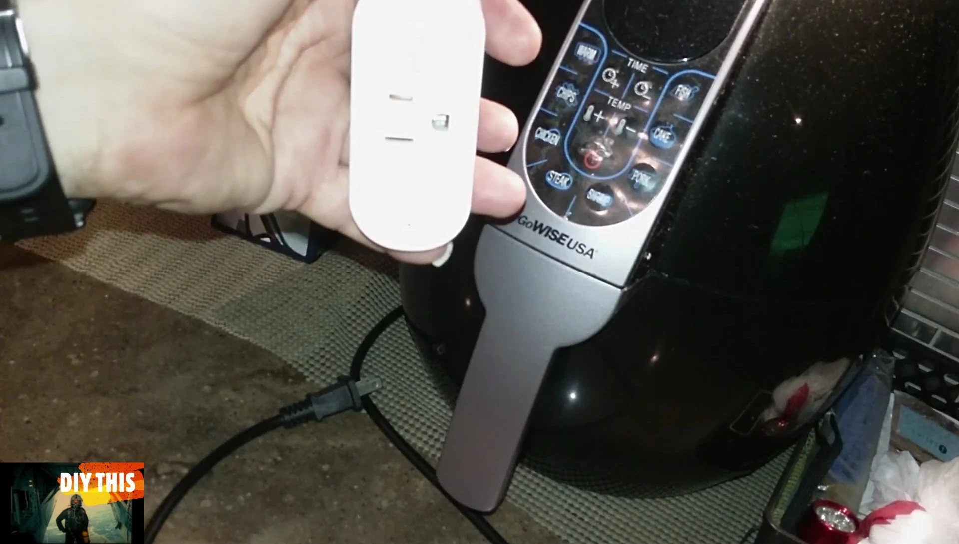 The app attempting to connect to the smart plug again