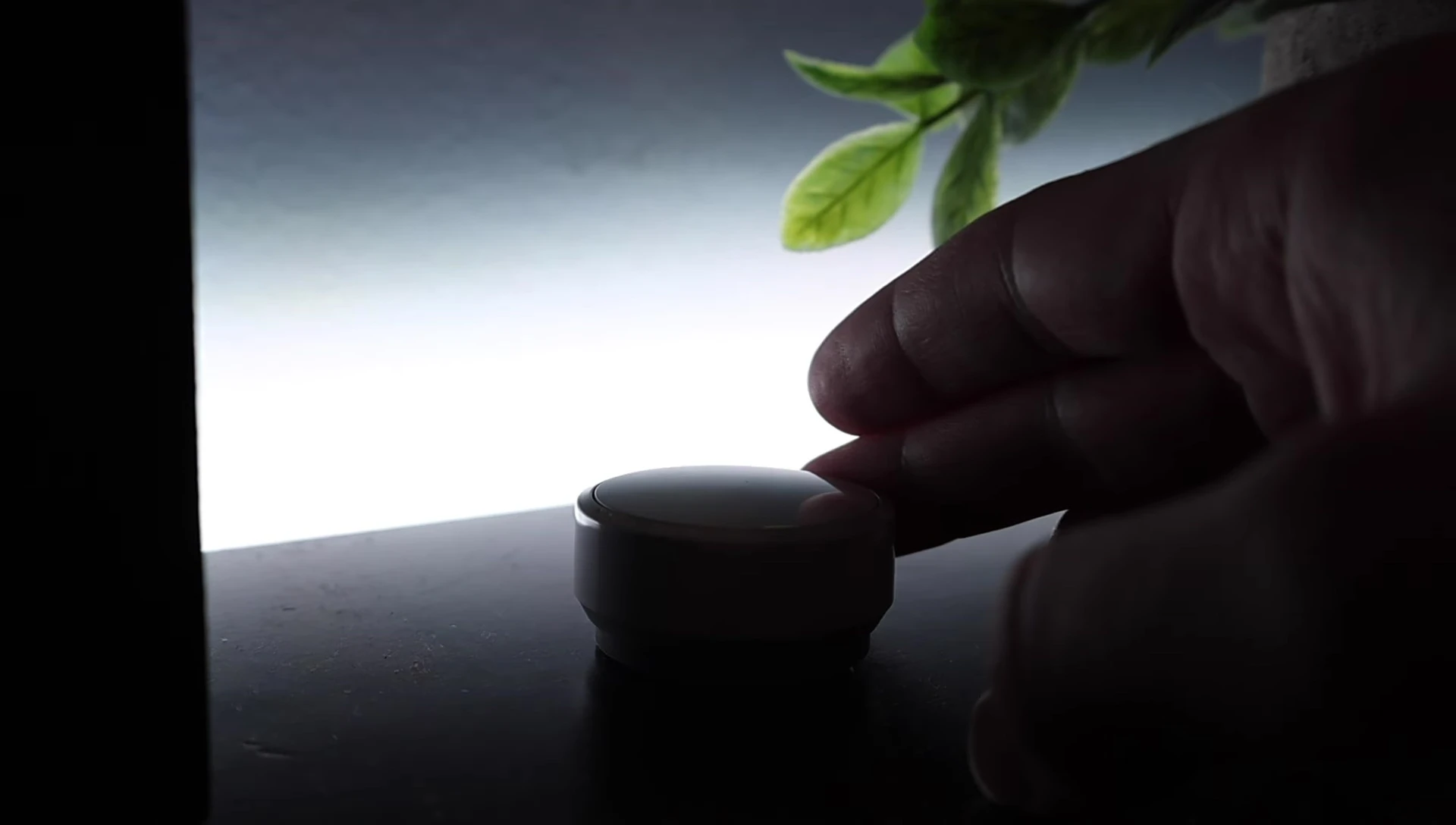 Image emphasizing the need for manual controls in smart lighting