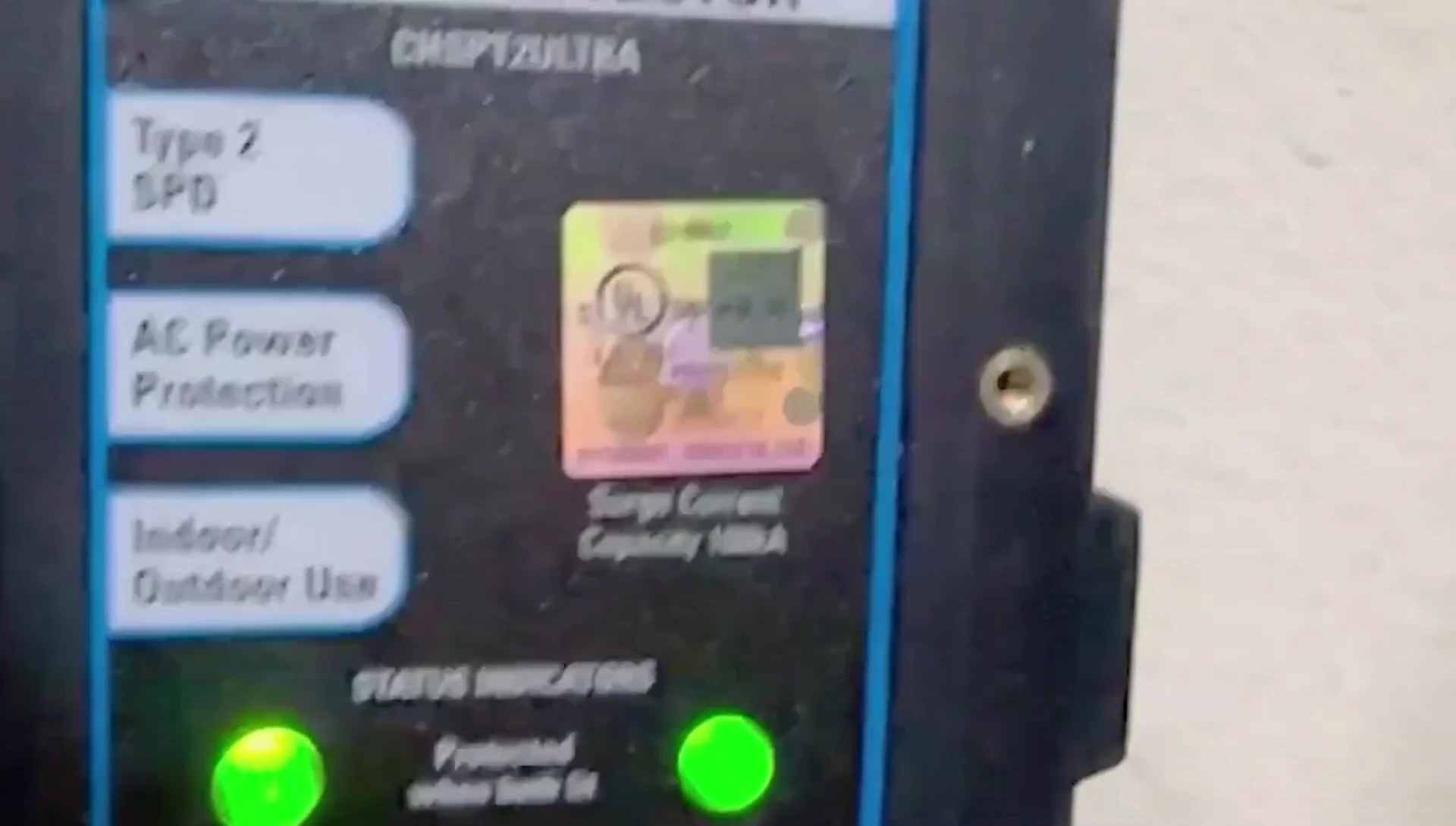 Close up of Eaton CHS BT2 Ultra highlighting features