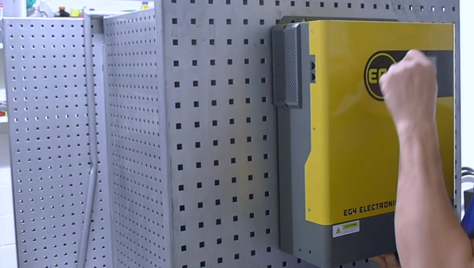 Securing the inverter to the metal stand