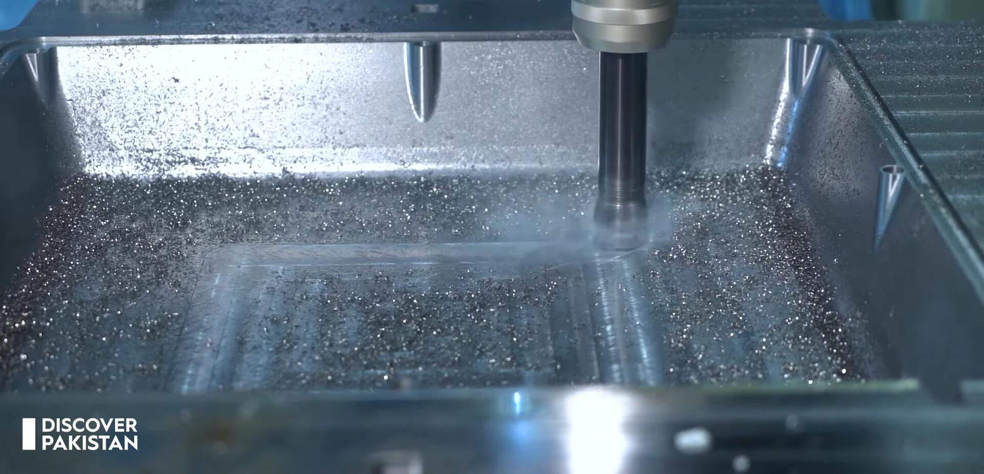 Large bed mold machines used for producing large parts of the washing machines