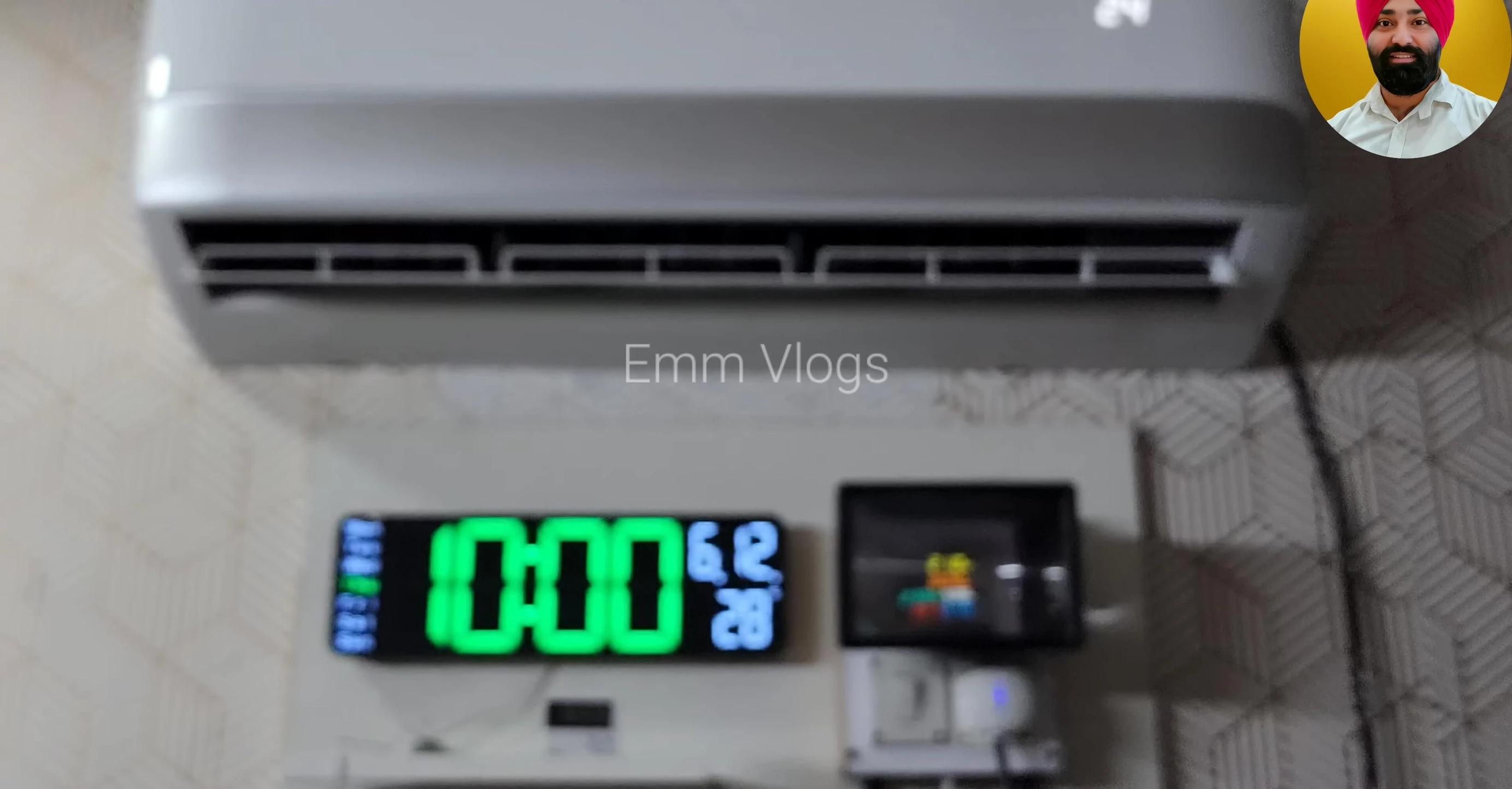 Energy meter showing initial power consumption.