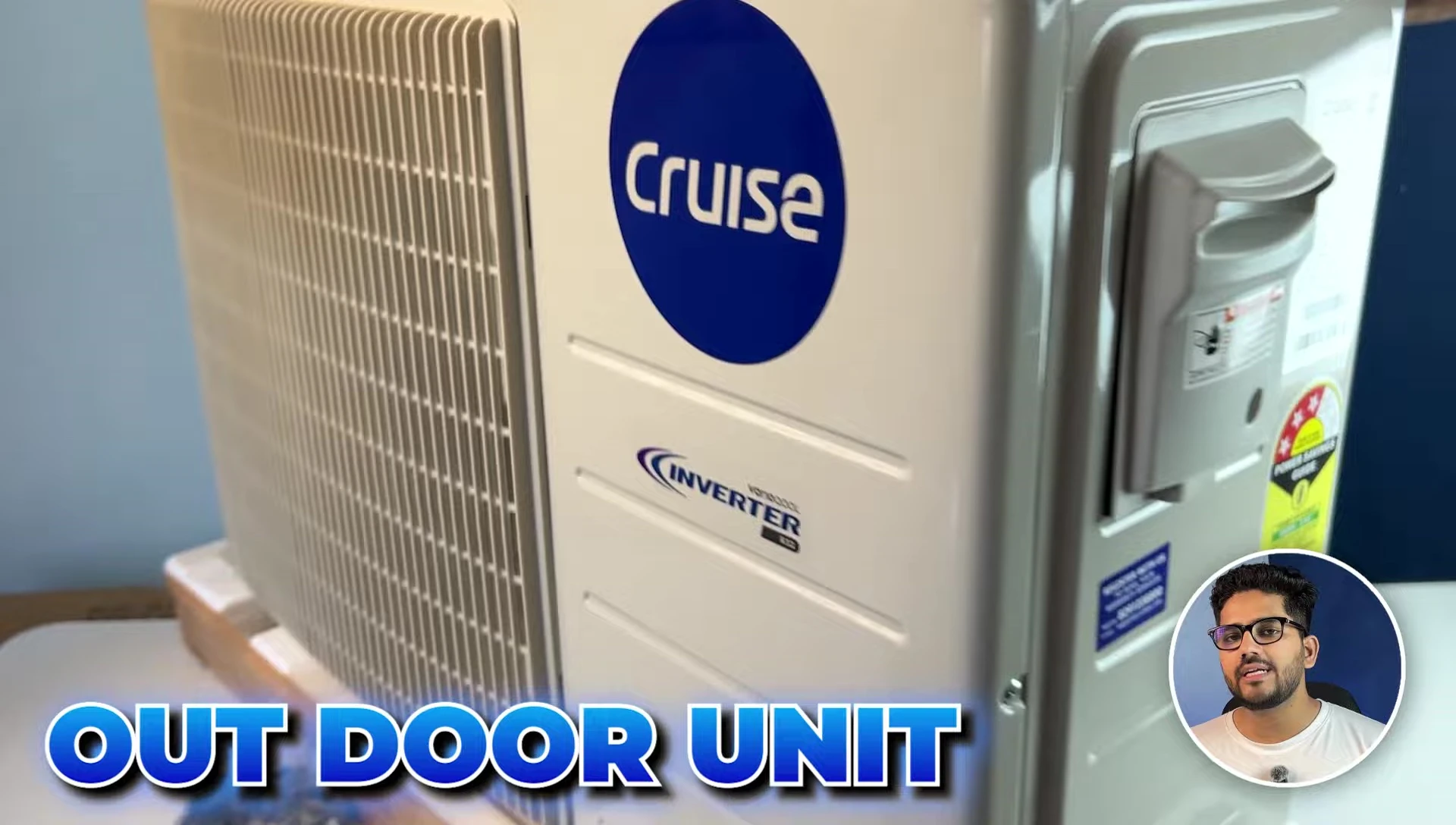 Unboxing the Cruise AC, showing the indoor and outdoor units.