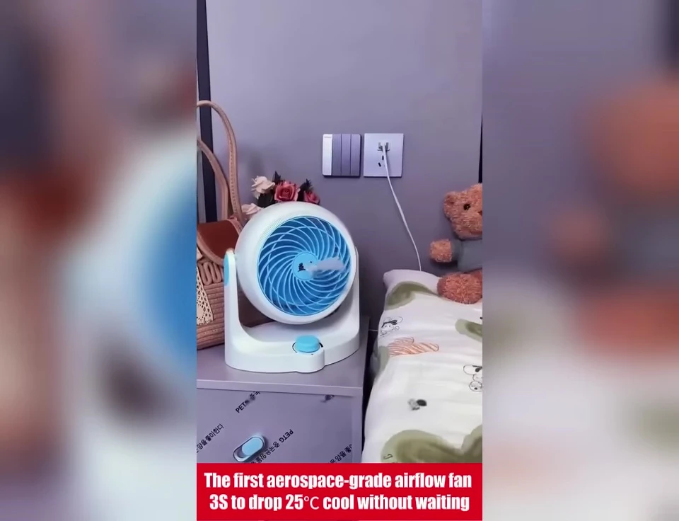 Illustration of the fan's upward airflow, cooling a room from the ceiling.