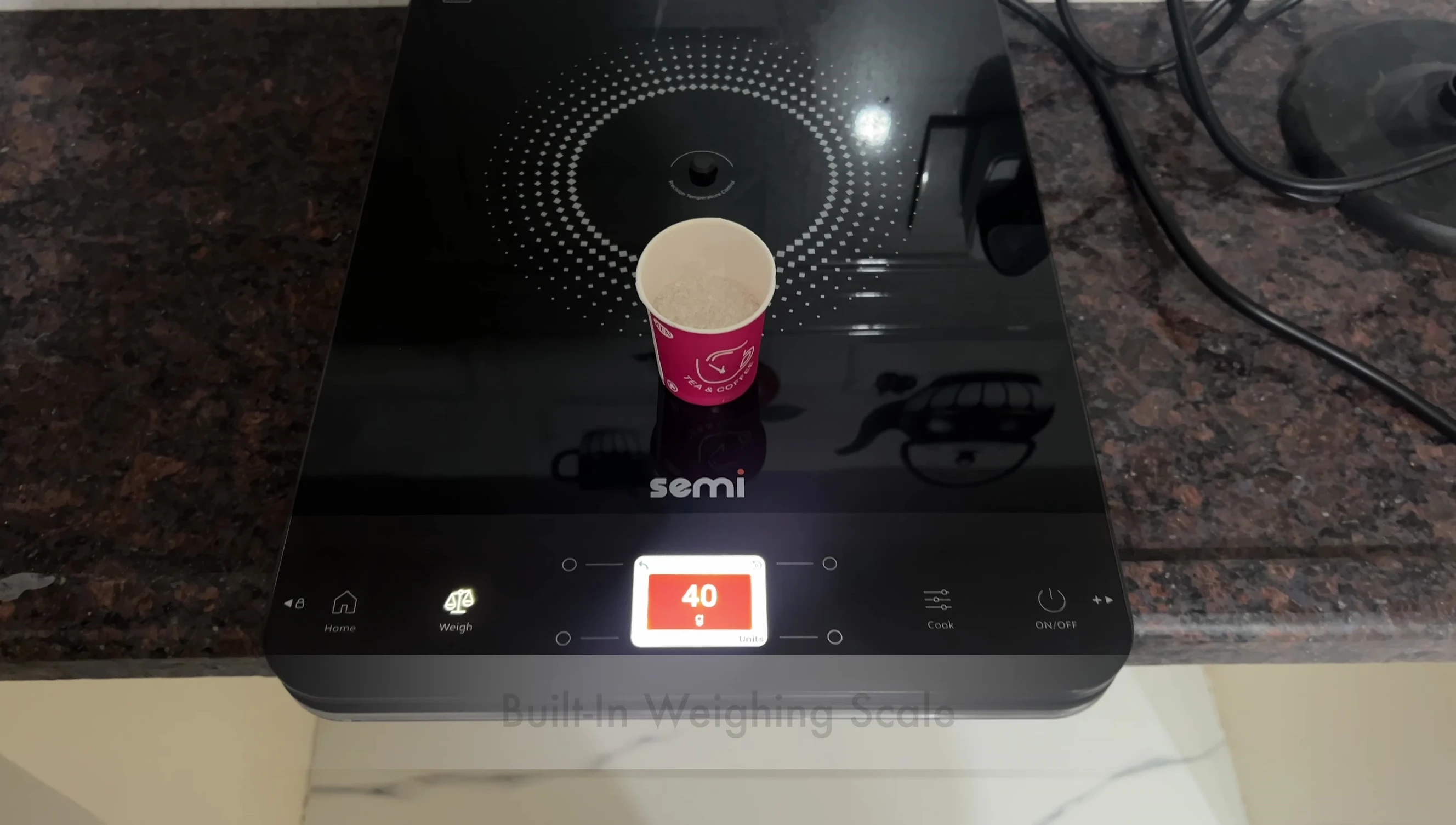 Inbuilt weighing scale
