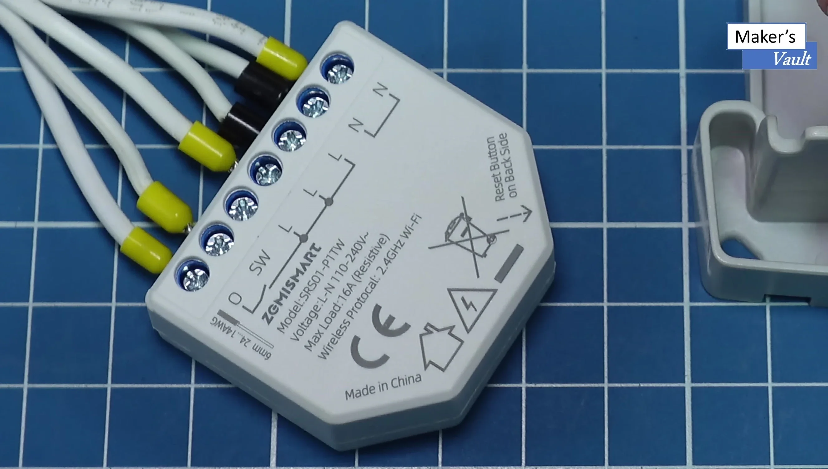 Zemismart 1-Channel Mini WiFi Smart Switch Review: Energy Monitoring & Smart Home Integration